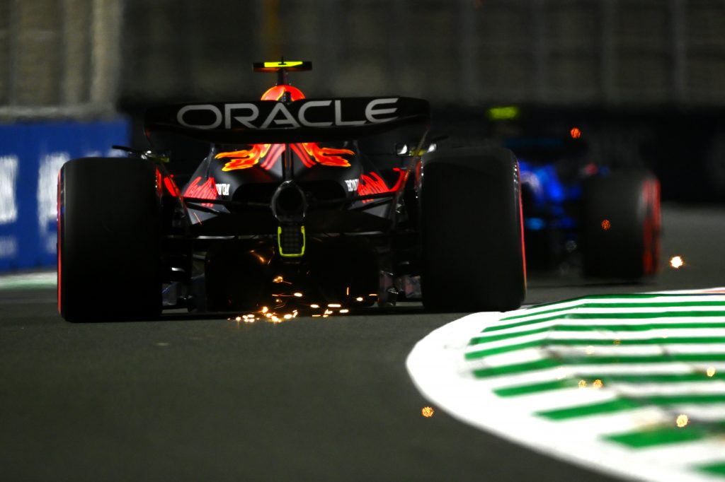 F1 Saudi Arabia FP2 Report: Verstappen leads Alonso under the Jeddah lights